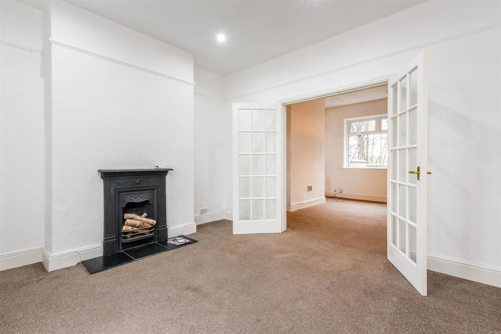 3 bed property in Railway Road, Chorley